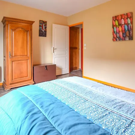 4 Bedroom Pet Friendly Home In Auberville *